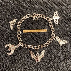 Bat Charm Bracelet Silver New Womans Spooky Jewelry Vampire Halloween Goth Witch